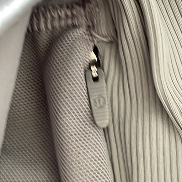 Lululemon Athletica Light Grey Dance Studio Pant - Picture 7 of 9